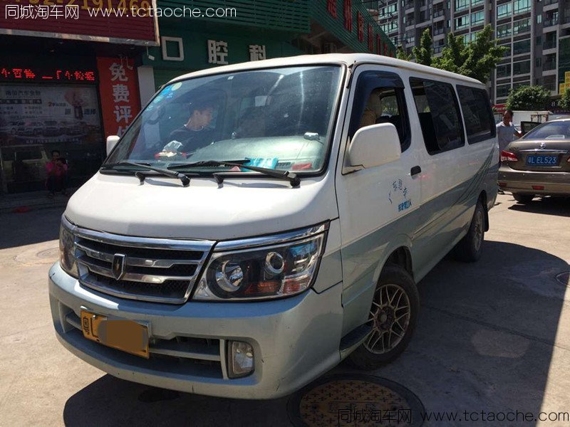 金杯面包車